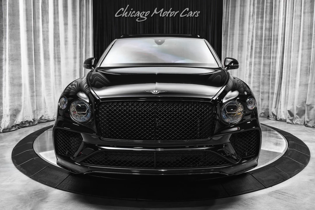 2023 Bentley Bentayga - Image 7 of 21