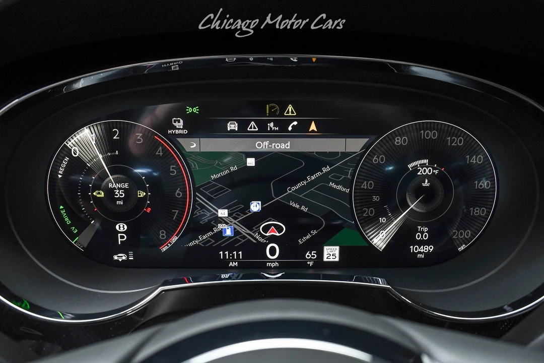 2023 Bentley Bentayga - Image 11 of 31