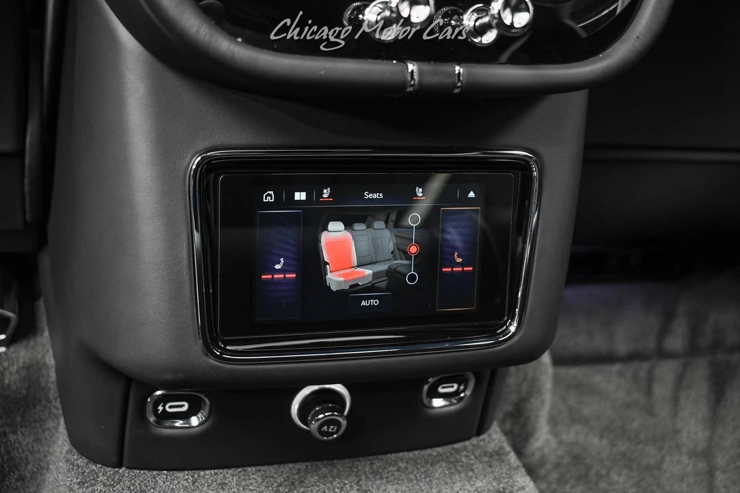2023 Bentley Bentayga - Image 28 of 31