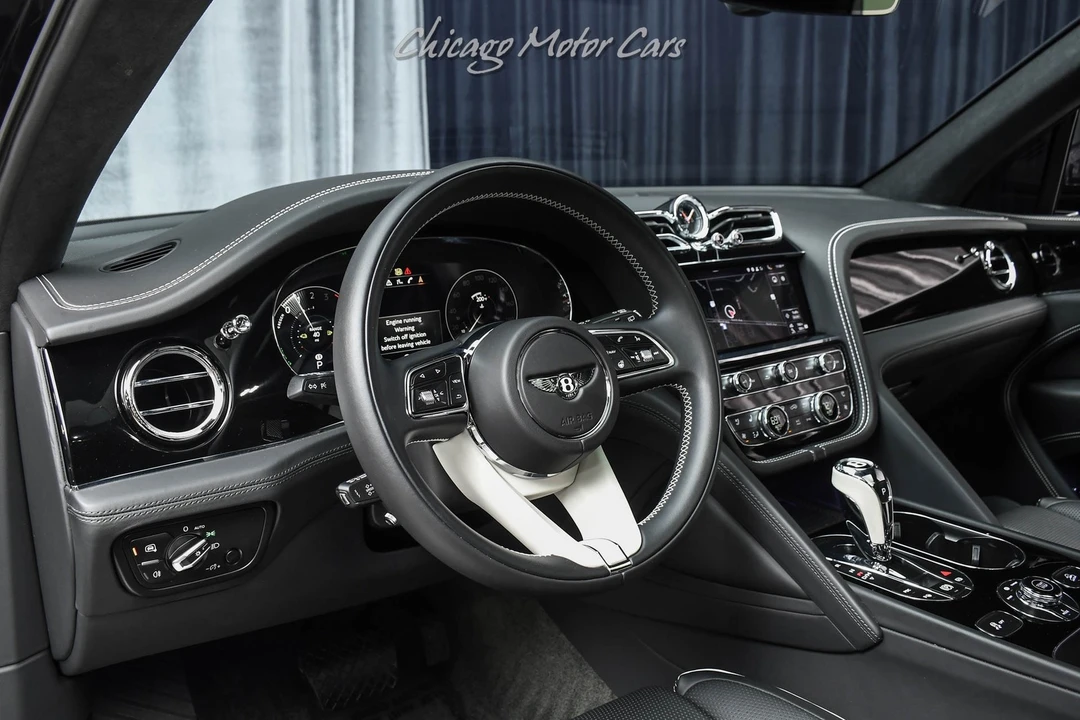 2023 Bentley Bentayga - Image 8 of 31