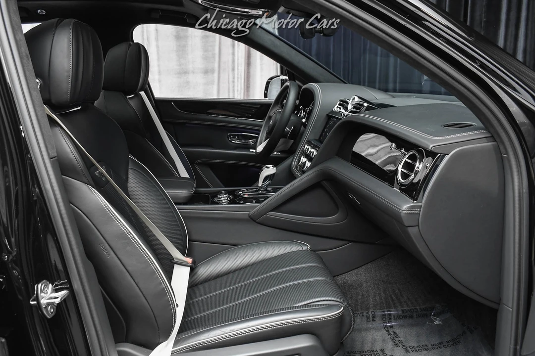 2023 Bentley Bentayga - Image 25 of 31