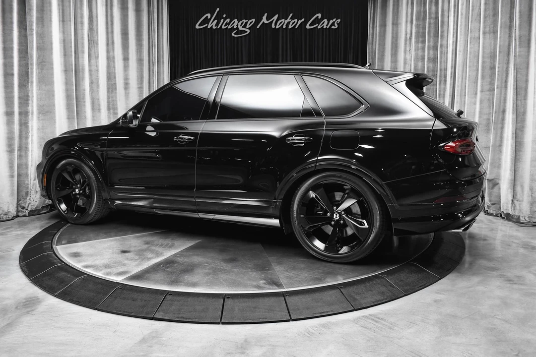 2023 Bentley Bentayga - Image 3 of 12
