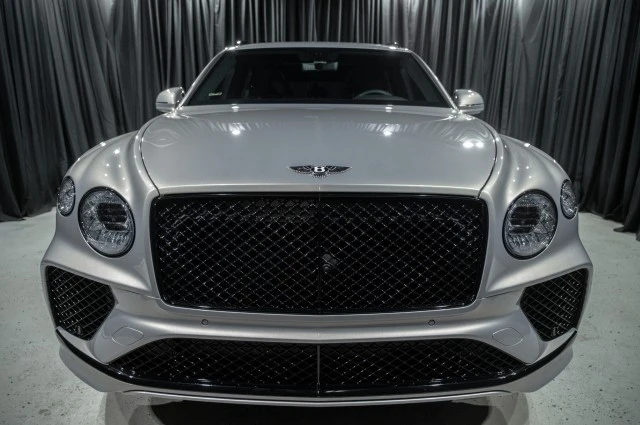 2023 Bentley Bentayga - Image 2 of 12