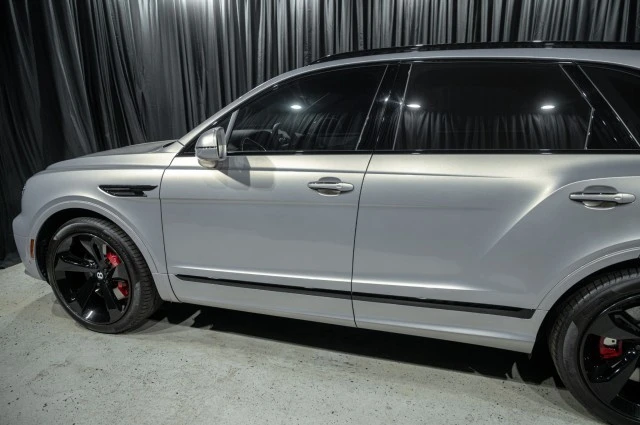 2023 Bentley Bentayga - Image 5 of 12