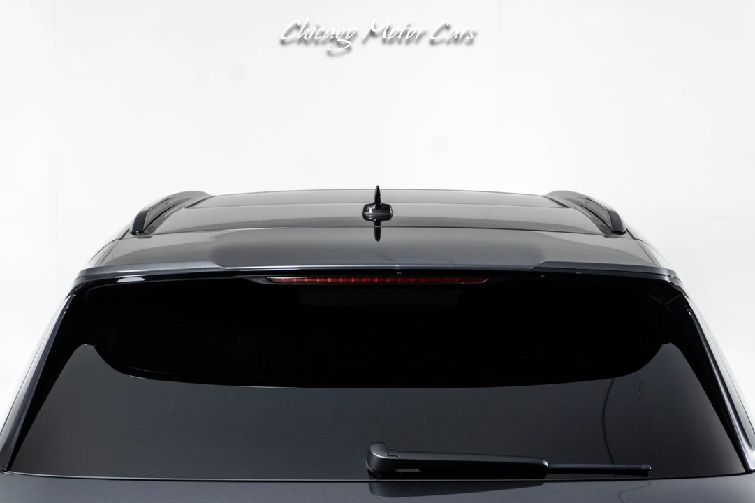 2023 Bentley Bentayga - Image 10 of 21