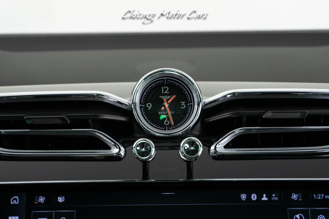 2023 Bentley Bentayga - Image 16 of 21