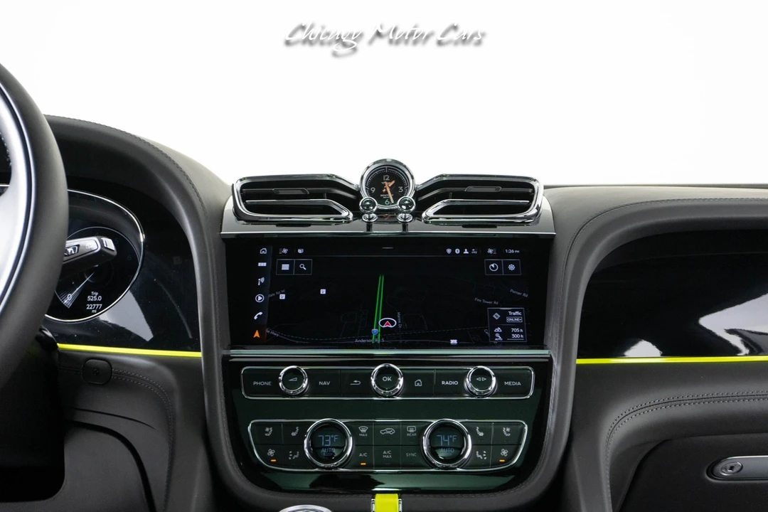 2023 Bentley Bentayga - Image 14 of 21