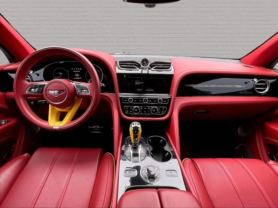 2023 Bentley Bentayga - Image 3 of 7