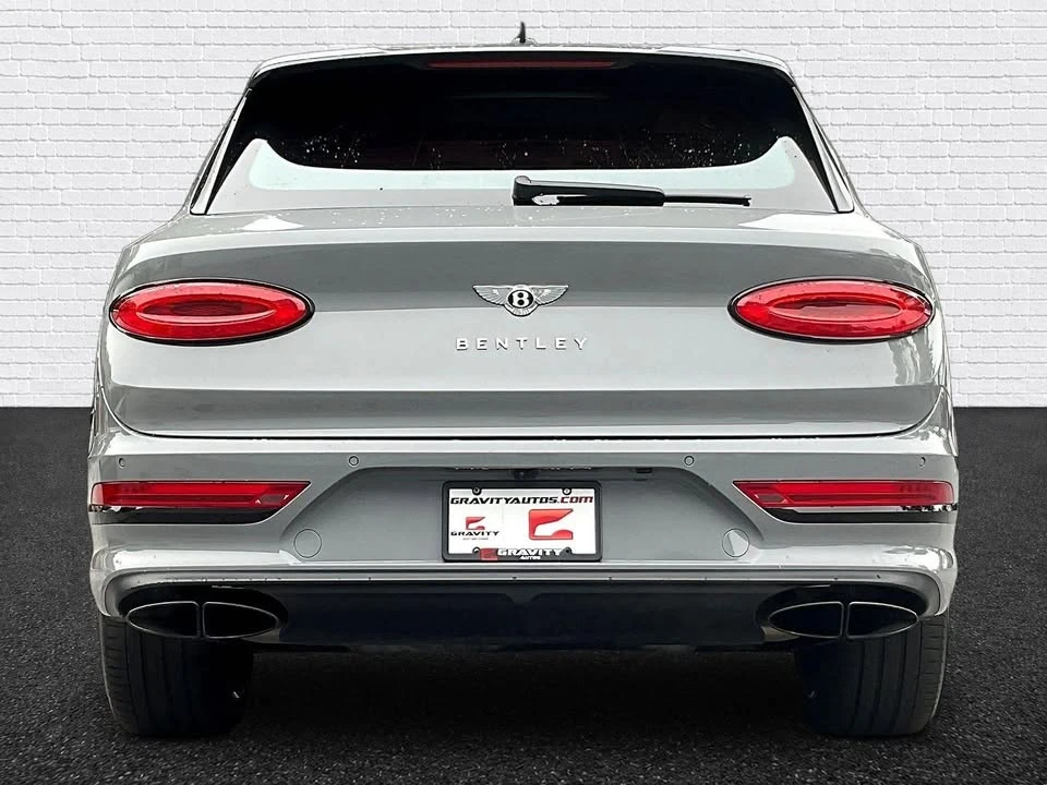 2023 Bentley Bentayga - Image 2 of 7