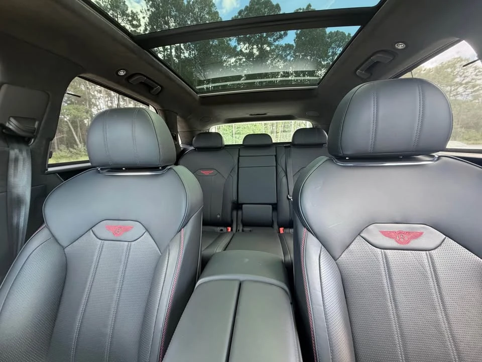 2023 Bentley Bentayga - Image 14 of 20