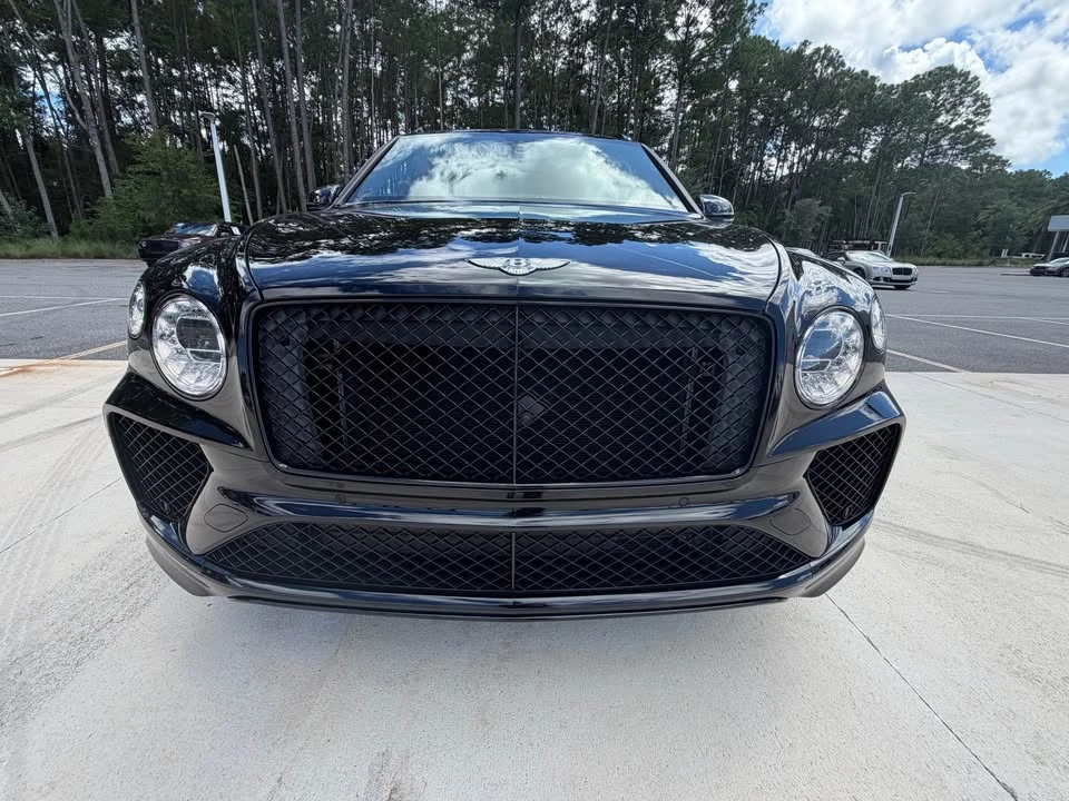 2023 Bentley Bentayga - Image 3 of 20