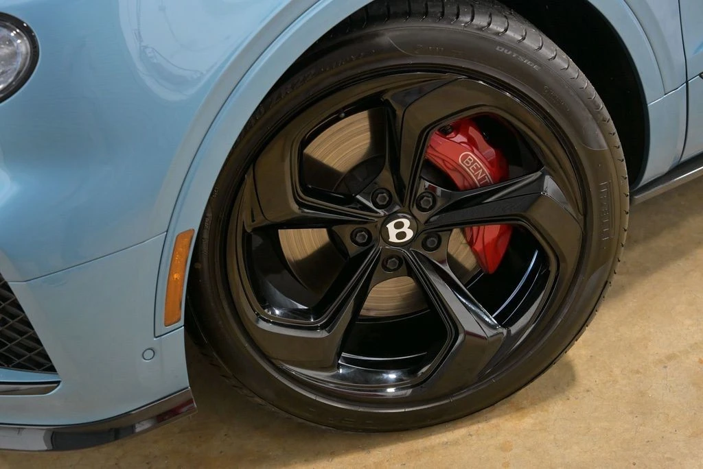 2023 Bentley Bentayga - Image 3 of 12