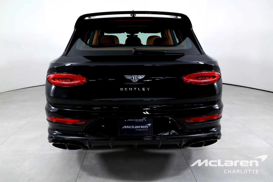 2023 Bentley Bentayga - Image 7 of 21