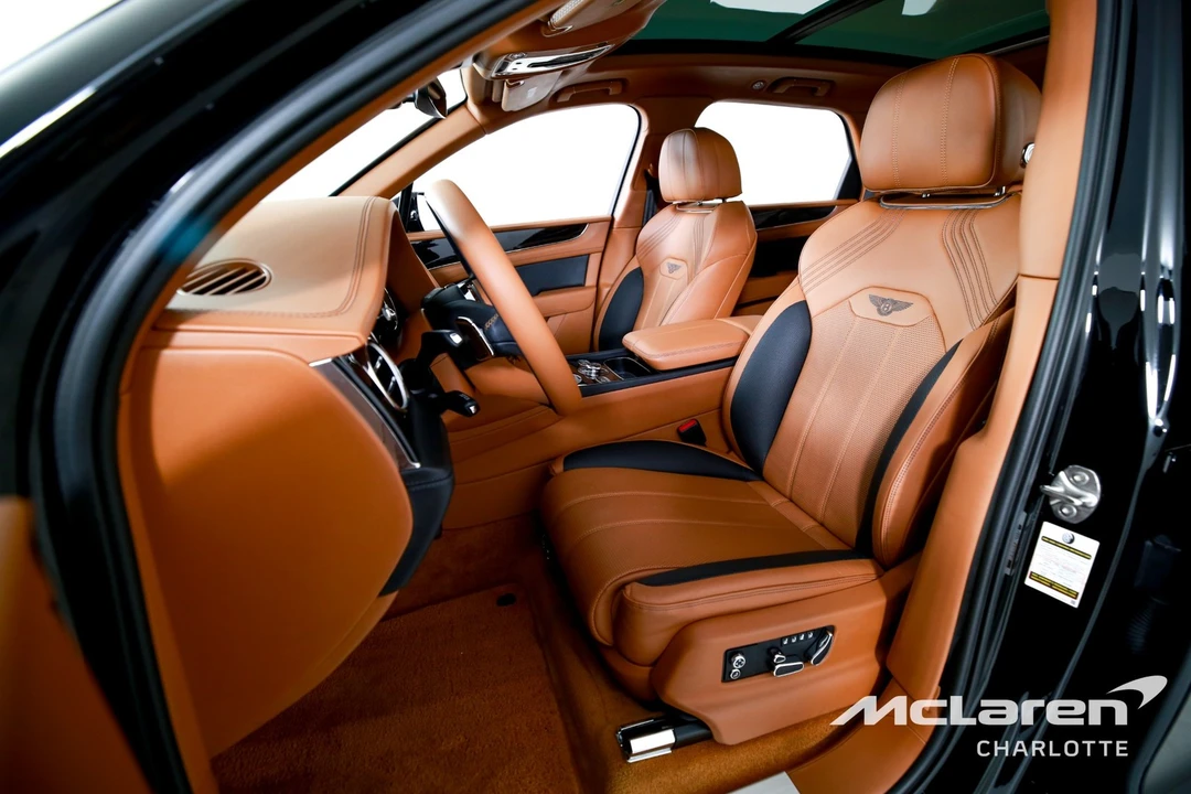 2023 Bentley Bentayga - Image 11 of 21