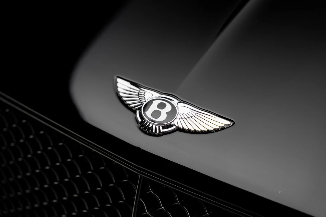 2023 Bentley Bentayga - Image 12 of 12