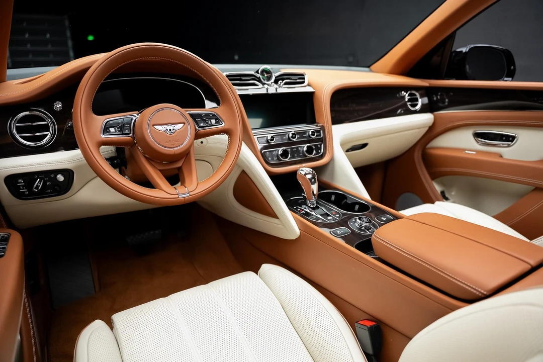 2023 Bentley Bentayga - Image 2 of 12