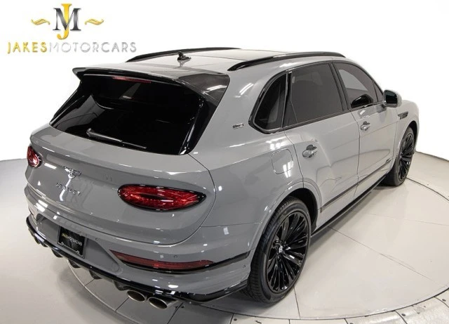2023 Bentley Bentayga - Image 13 of 24