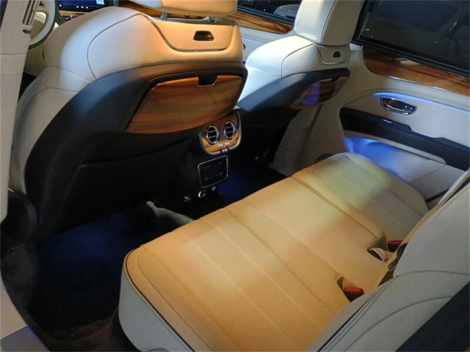 2023 Bentley Bentayga - Image 27 of 31