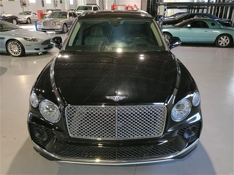 2023 Bentley Bentayga - Image 9 of 31
