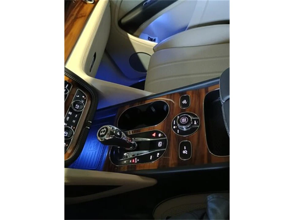 2023 Bentley Bentayga - Image 25 of 31