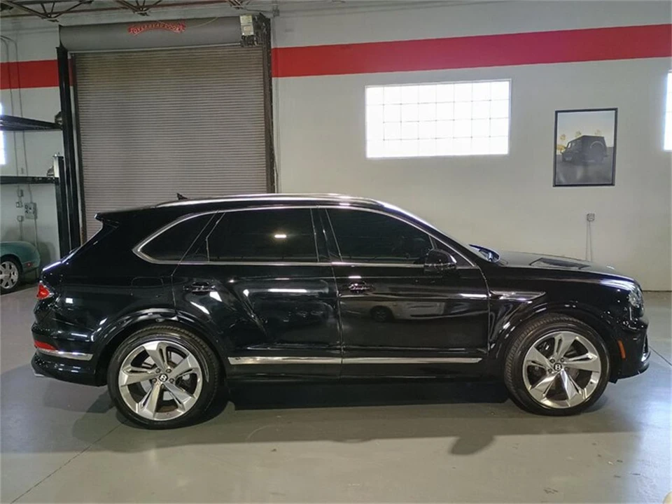 2023 Bentley Bentayga - Image 6 of 31