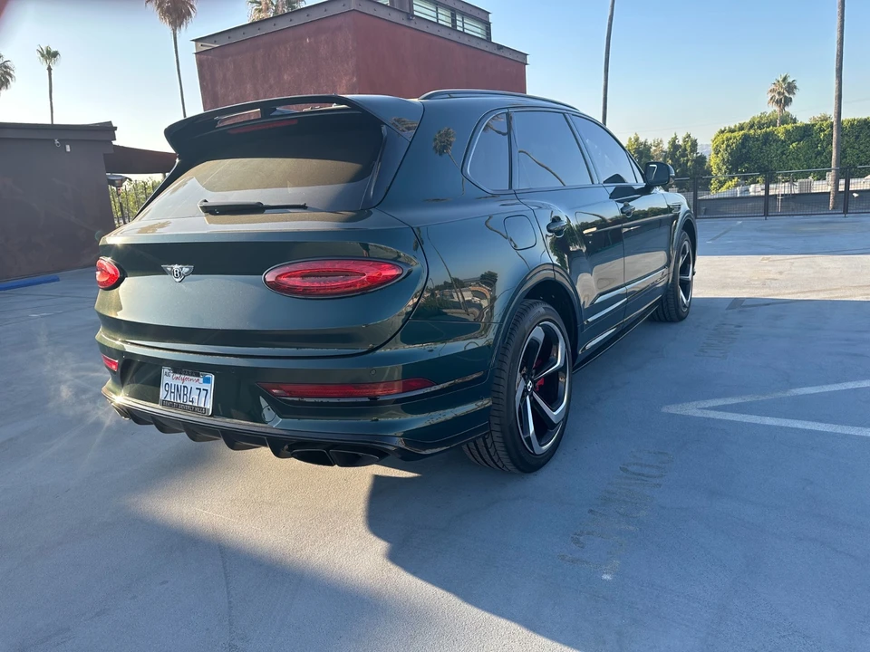 2023 Bentley Bentayga - Image 3 of 16