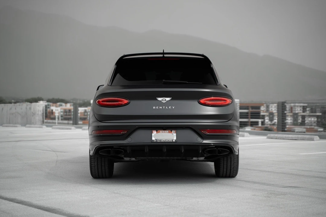 2023 Bentley Bentayga - Image 3 of 24
