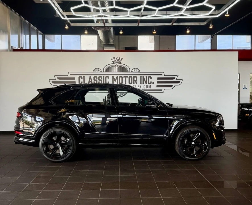2023 Bentley Bentayga - Image 6 of 21