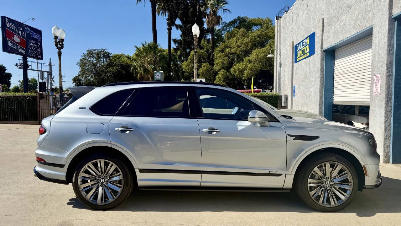 2023 Bentley Bentayga Speed - Image 5 of 12