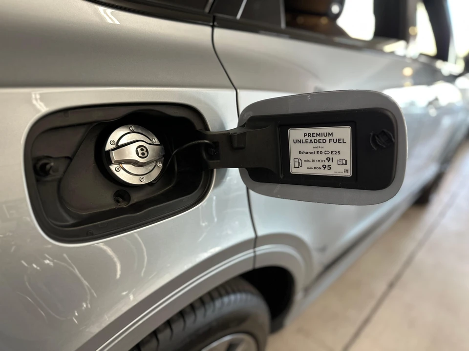 2023 Bentley Bentayga Speed - Image 20 of 31