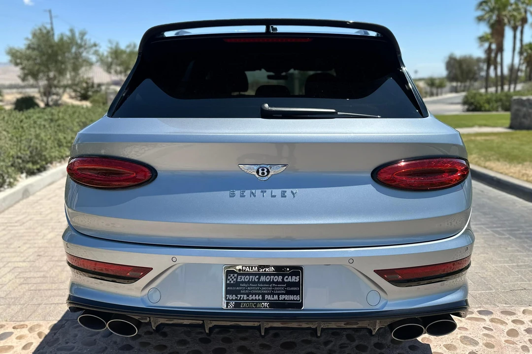2023 Bentley Bentayga Speed - Image 5 of 31
