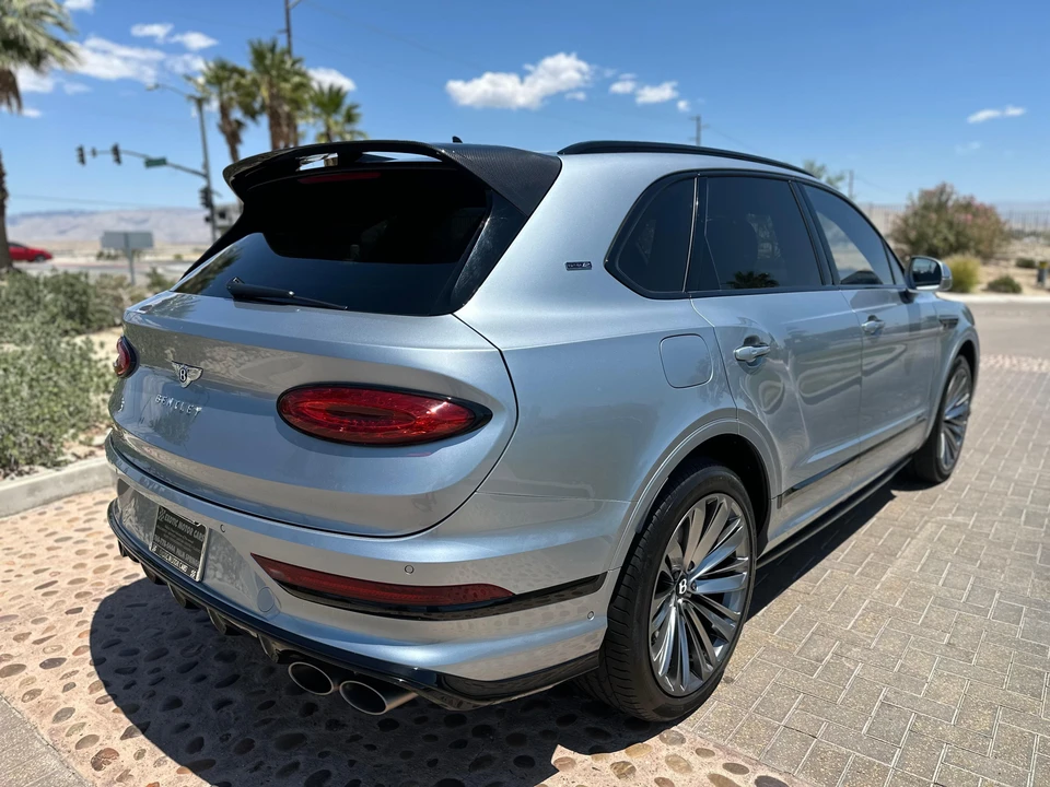 2023 Bentley Bentayga Speed - Image 10 of 31