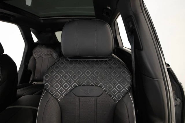2023 Bentley Bentayga Speed - Image 4 of 24