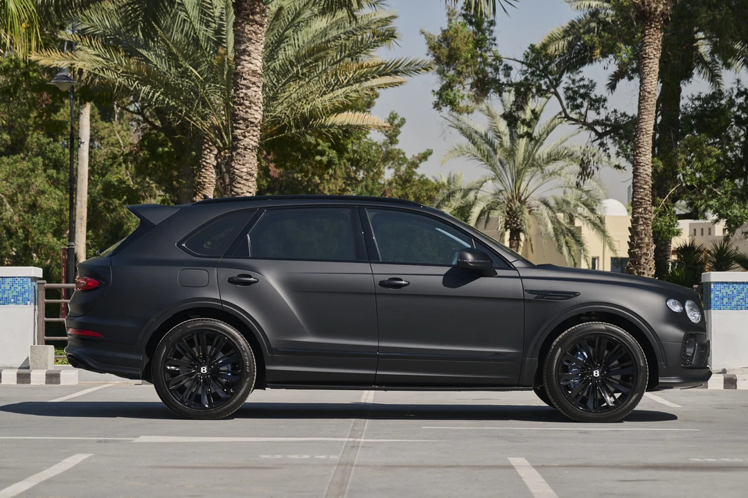 2023 Bentley Bentayga Speed - Image 17 of 21