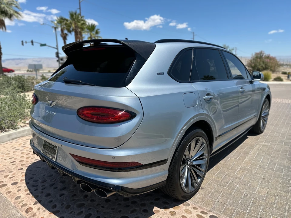 2023 Bentley Bentayga Speed - Image 15 of 31