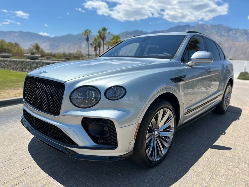 2023 Bentley Bentayga Speed - Image 3 of 31