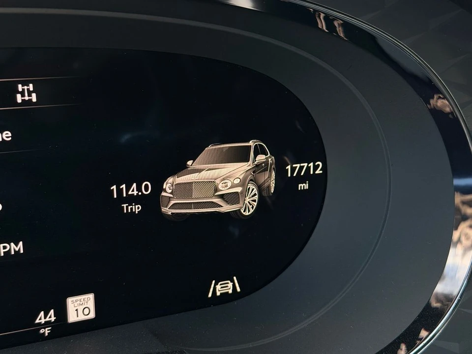 2023 Bentley Bentayga Speed - Image 22 of 31