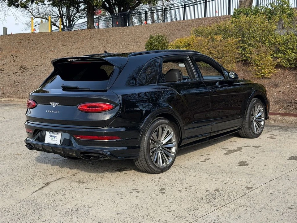 2023 Bentley Bentayga Speed - Image 9 of 21
