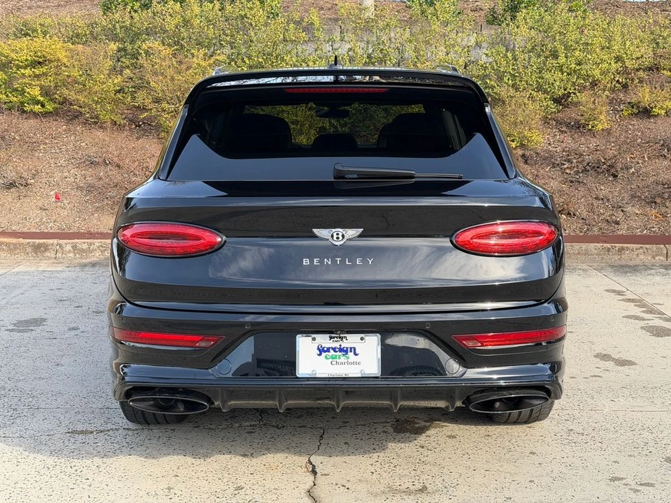 2023 Bentley Bentayga Speed - Image 10 of 21