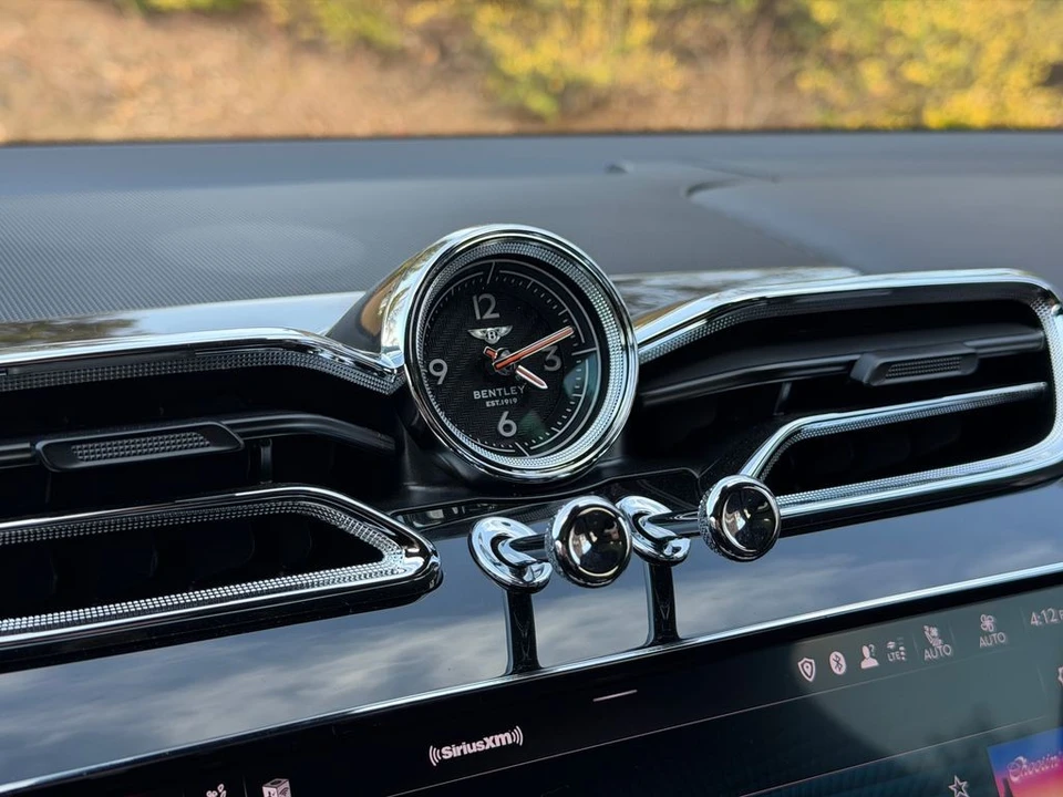 2023 Bentley Bentayga Speed - Image 23 of 31