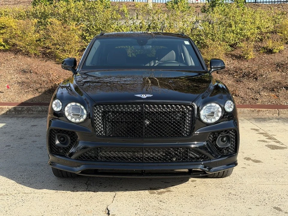 2023 Bentley Bentayga Speed - Image 13 of 21