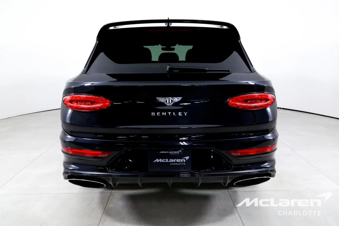2023 Bentley Bentayga Speed - Image 7 of 31