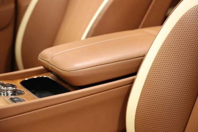 2023 Bentley Bentayga Speed - Image 24 of 31