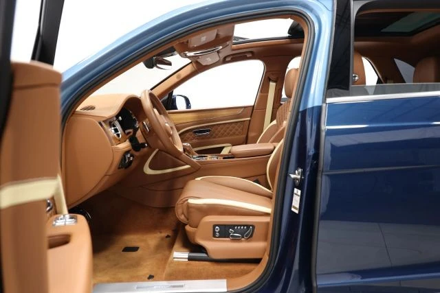 2023 Bentley Bentayga Speed - Image 16 of 31