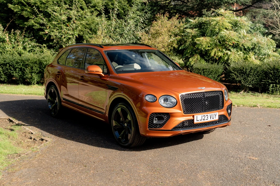 2023 Bentley Bentayga - Image 3 of 31
