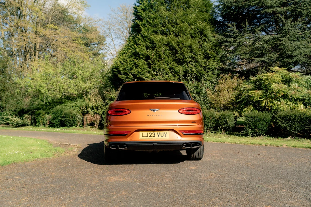 2023 Bentley Bentayga - Image 6 of 31
