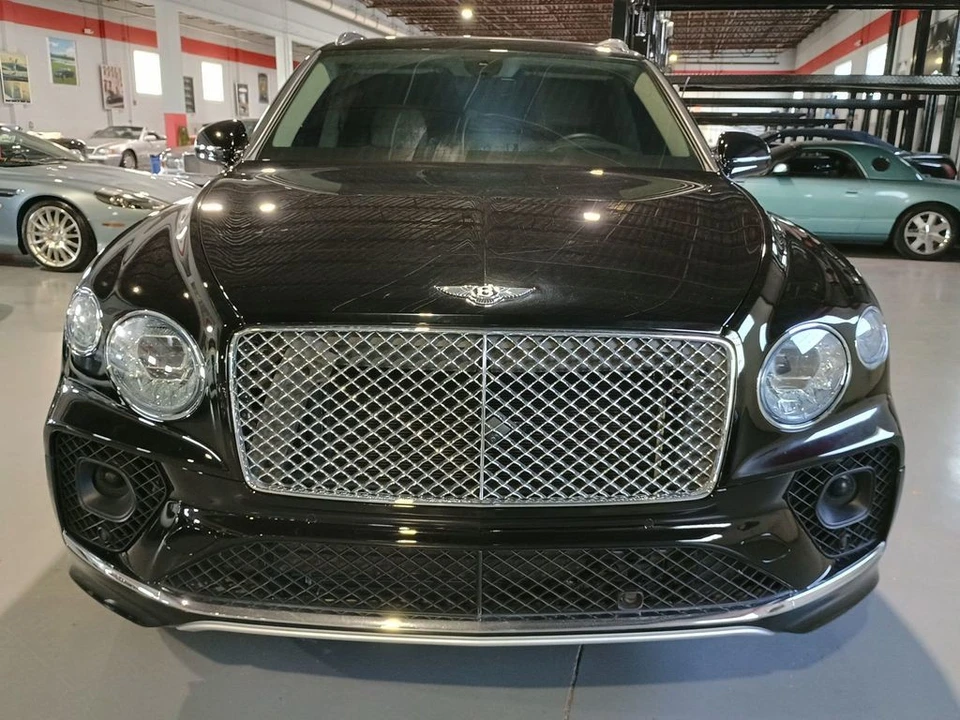 2023 Bentley Bentayga - Image 8 of 12