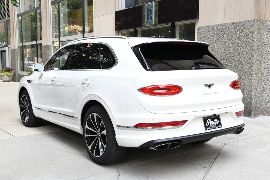 2023 Bentley Bentayga - Image 4 of 12