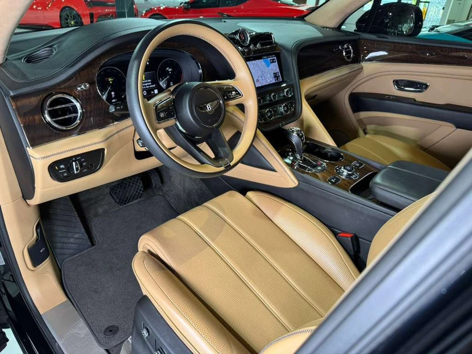 2023 Bentley Bentayga - Image 9 of 12