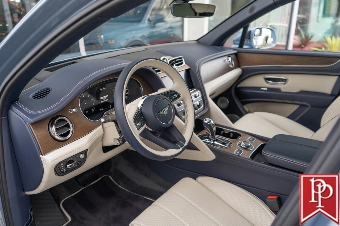 2023 Bentley Bentayga - Image 7 of 21
